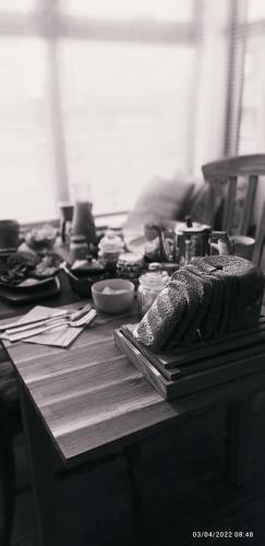 Outlander Boutique B&B King