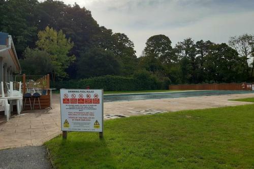 Chalet 174 Mill Stream, Glan Gwna Holiday Park
