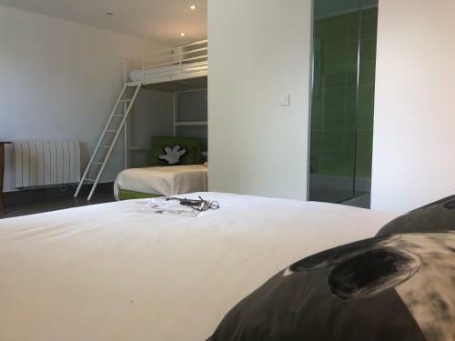 Bed & Breakfast Chambres D'h�tes Poirier Bazin