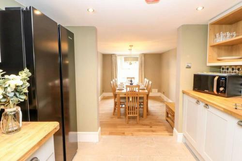Luxurious 4 Bed Cottage In The Yorkshire Dales
