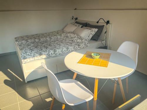 Rustico Al Sole - Just Renewed 1bedroom Home In Ronco Sopra Ascona