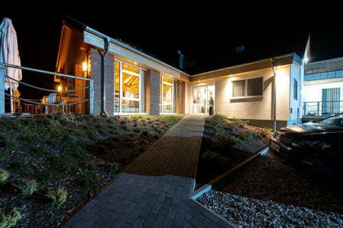 Hostal Pension Caf� Nina