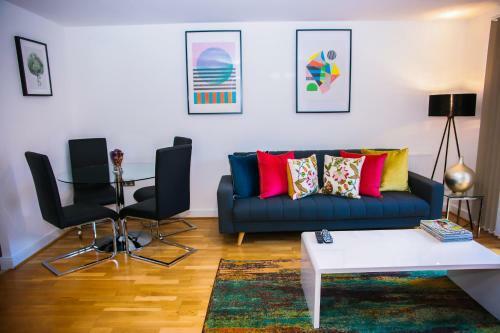 Superior 2 Bedroom Apartments