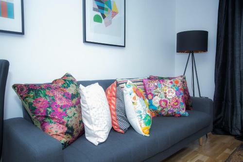 Superior 2 Bedroom Apartments
