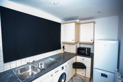 Superior 2 Bedroom Apartments