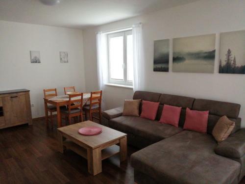 Apartm�ny U St?�brn�ch