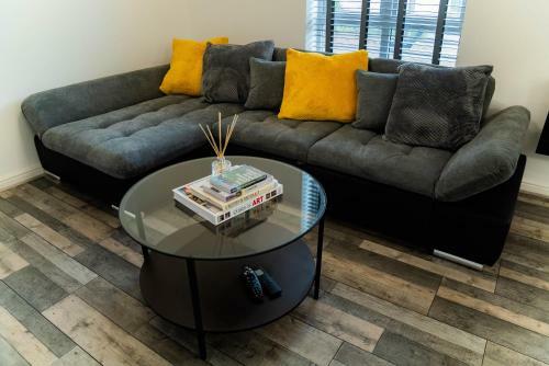 Williams Reign Fully Serviced Apartment, Ground Floor