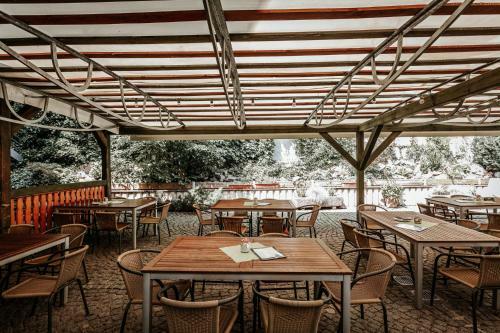 Hotel Na Kn�?ec� Husinec
