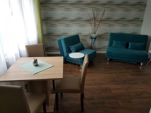 Apartamento Ferienwohnung Alt-refrath