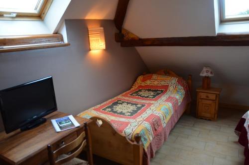 Hostal Chambres D'h�tes Et Yourte L'or�e Des Bornes
