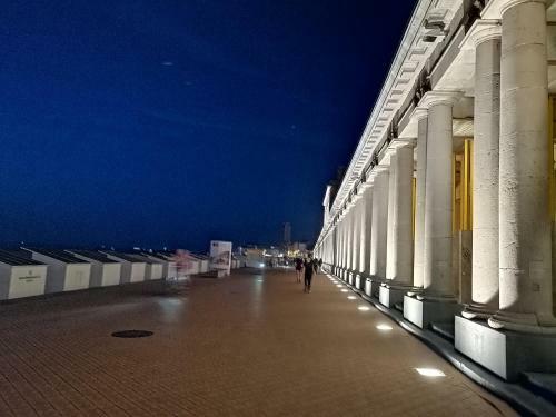 Large Apartment 800m From The Beach 90 Square Meters