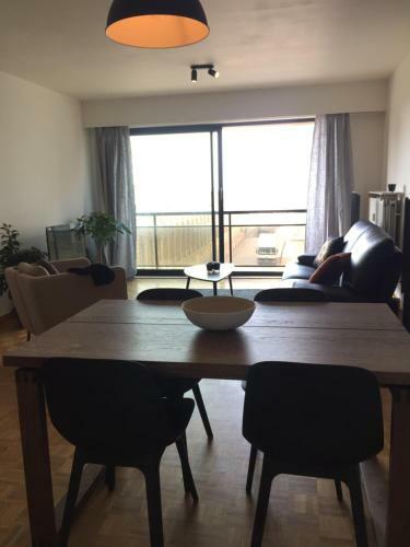 Apartamento Rustig Appartement Met Zeezicht Dicht Bij Het Centrum