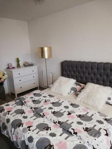 Glam Apartm�n Hustope?e