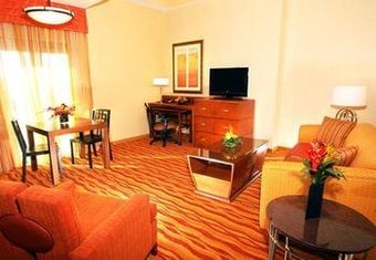 Renaissance Phoenix Glendale Hotel And Spa