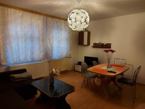 Apartm�n J�chymov Kru?n� Hory