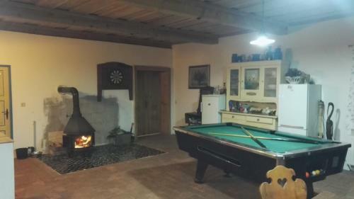 Hostal Pension Herm�na
