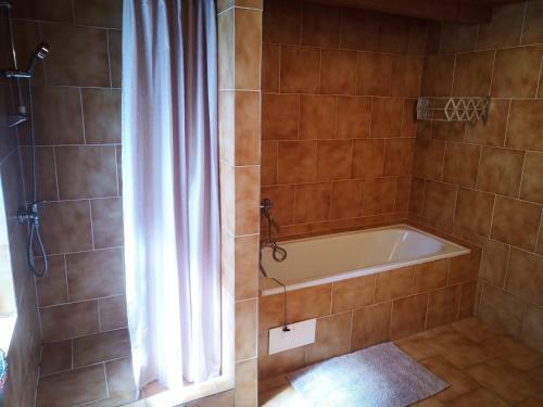 Hostal Penzion U Dvou Skal