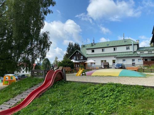 Hotel Peklo Pro Rodiny S D?tmi