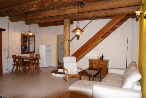 Apartamento Rustikale Und Grossz�gige Ferienwohnung