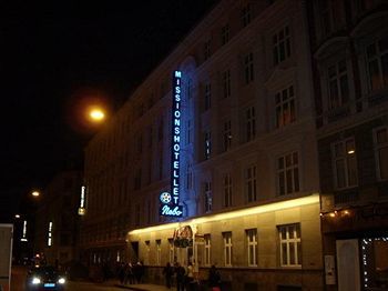 Hotel Nebo With Facilities