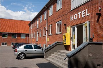 Hotel Zleep Airport