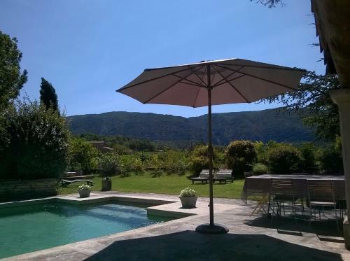 Bed & Breakfast Le Mas Des L�nes