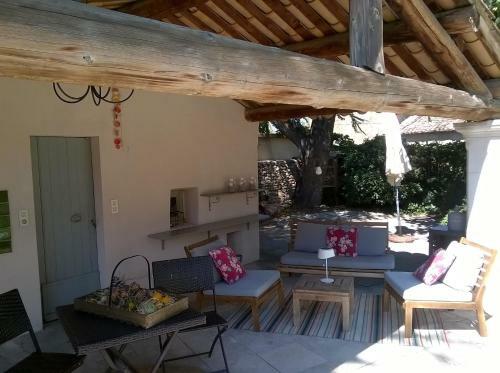 Bed & Breakfast Le Mas Des L�nes