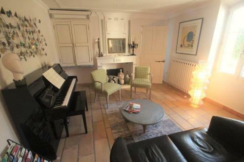 Bed & Breakfast Le Mas Des L�nes