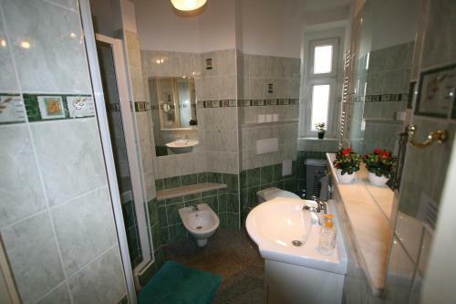 Apartment No. 16a Svahov� 14