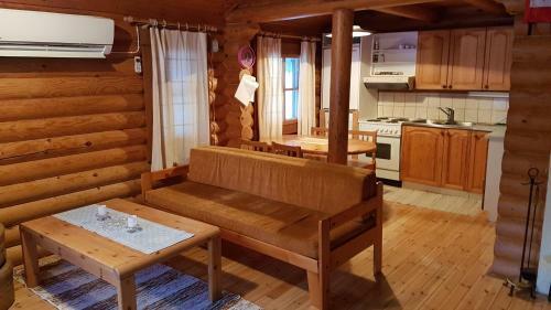 Kalaj�rven Lomakyl�