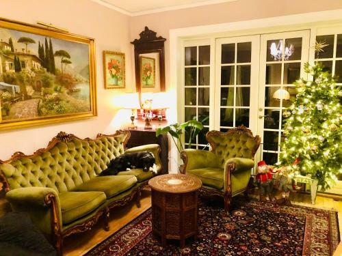 Esmaralda's Bed & Breakfast