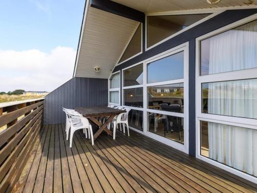 Holiday Home Fan� LxXXIX