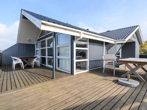 Holiday Home Fan� LxXXIX