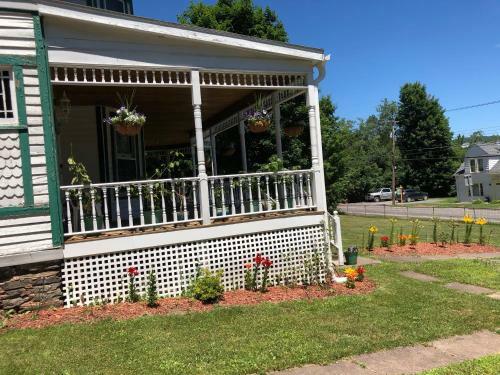 Hotel Antique Rose Inn Windham