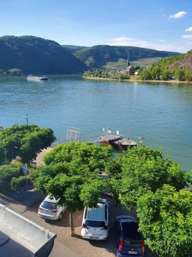 Apartamento Gro�e Wohnung Mit Rheinblick