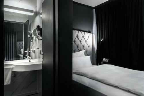 Hotel Belmont Classic