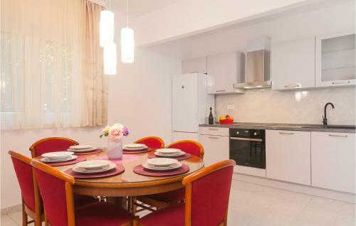 Awesome Home In Kucice With Wifi And 3 Bedrooms