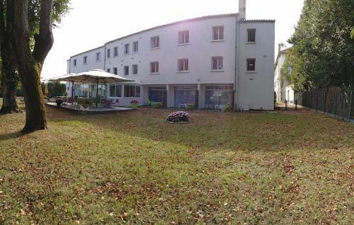 L'echapp�e Hotel