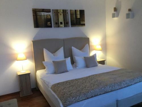 Feelgood Apartments - Apartment Chic