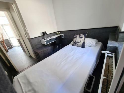 Homesuites Apartments