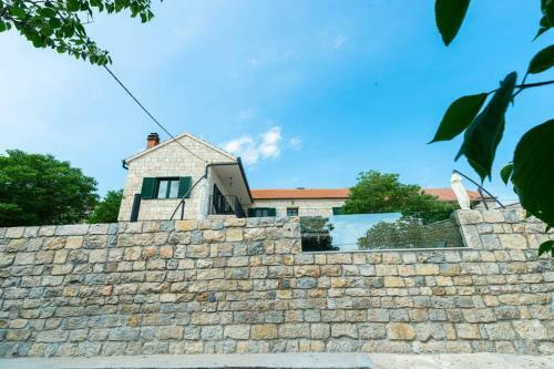 Stone Villa Didovi Snovi With Heated Pool