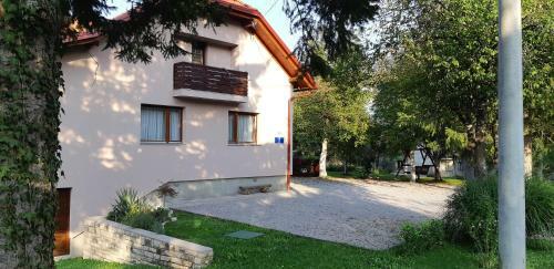Hostal Apartments Woodnotes