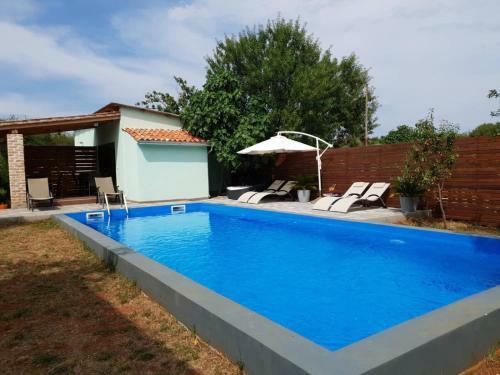 Apartamento Radeki Polje 50