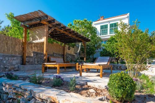 Holiday Home Lovi?te