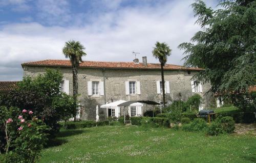 Holiday Home Logis De Cheneviere