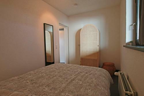 Hunsr�ck Valley View Apartment With Cedar Sauna