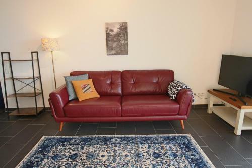 Hunsr�ck Valley View Apartment With Cedar Sauna