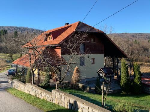 Villa Ku?a Za Odmor Kratohvil