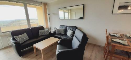 Apartment 574
