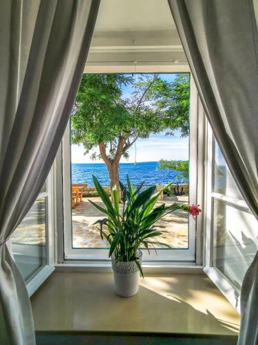 Holiday House "figurica" Lun